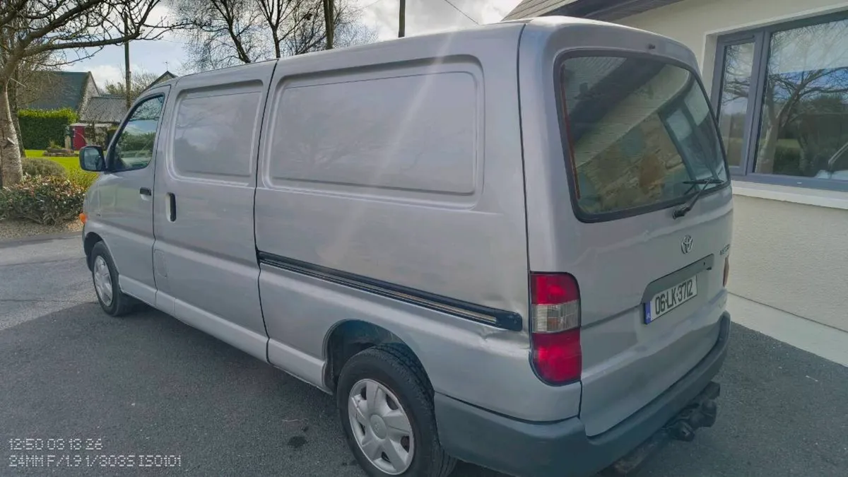 2006 Toyota Hiace Extra Long Wheel Base - Image 4