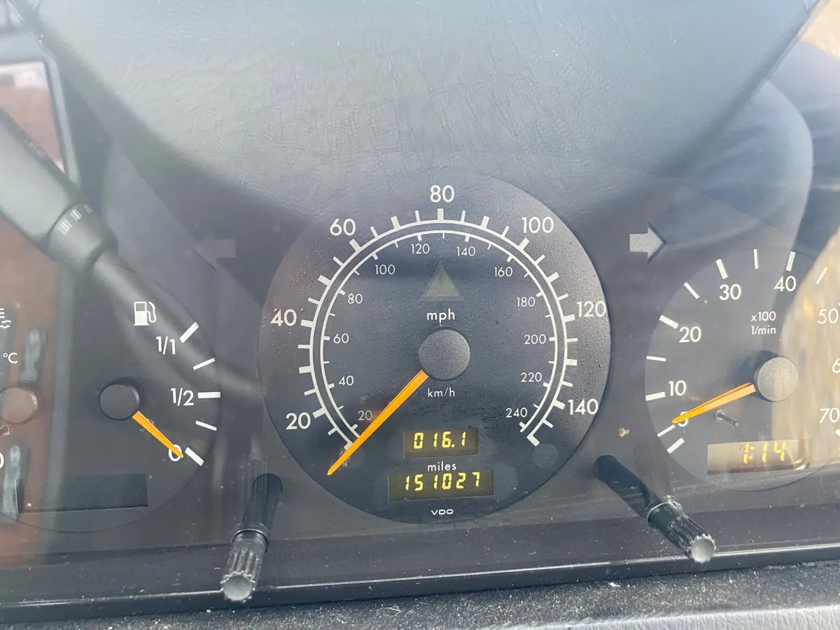 94 MERCEDES C180 AUTO TAXED 2/27 NCT 6/26 - Image 3