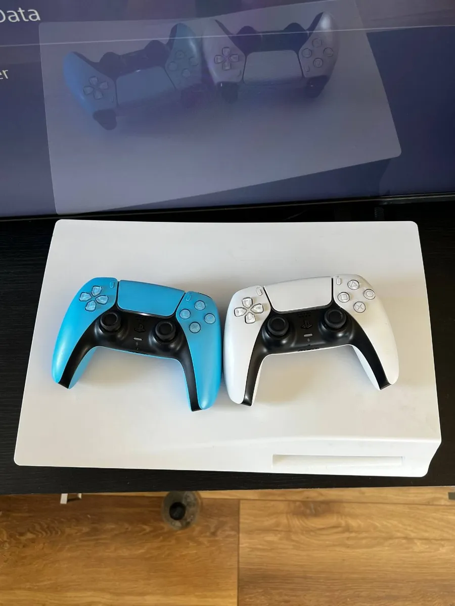 PS 5 Digital Edition  825GB - Image 3