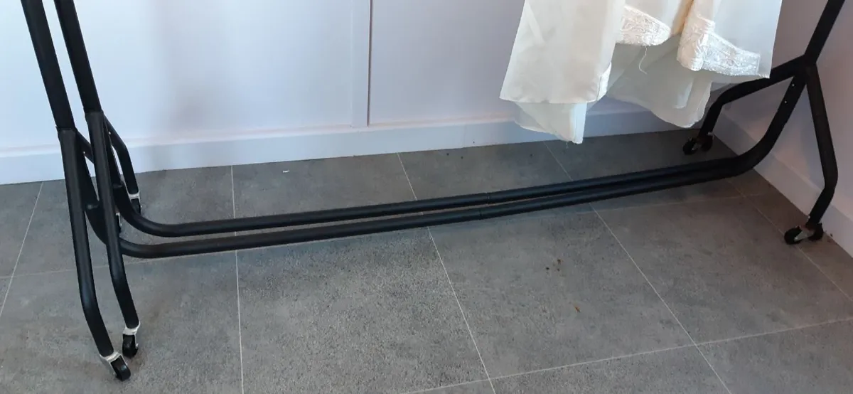 Heavyduty Clothes Rail X 2 - Image 4