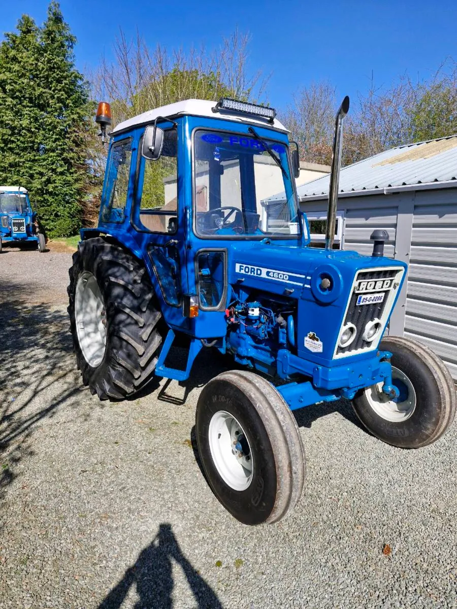 Tractor ford 4600 - Image 1