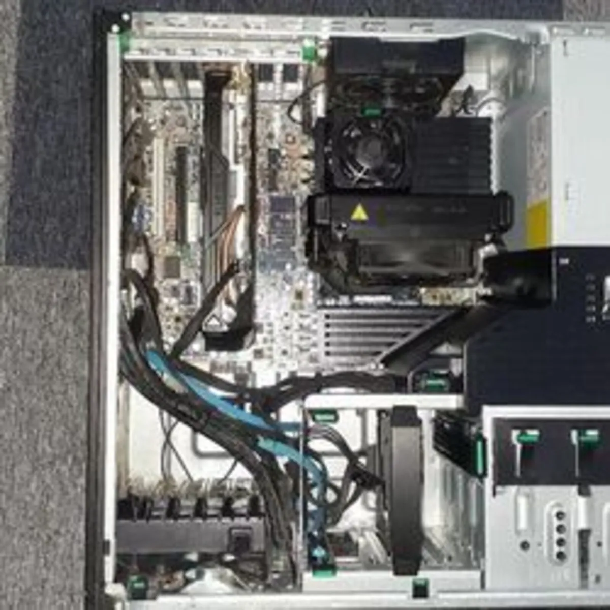 z420 workstation with 48 GB DDR3 RAM Windows 11 a - Image 4