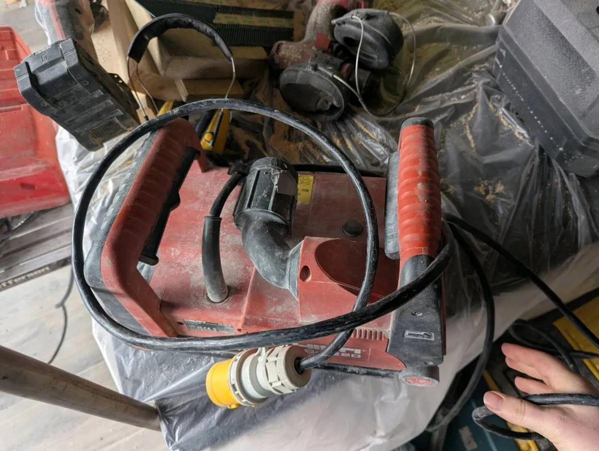 Hilti DC-SE20 wall chasing cutter - Image 3