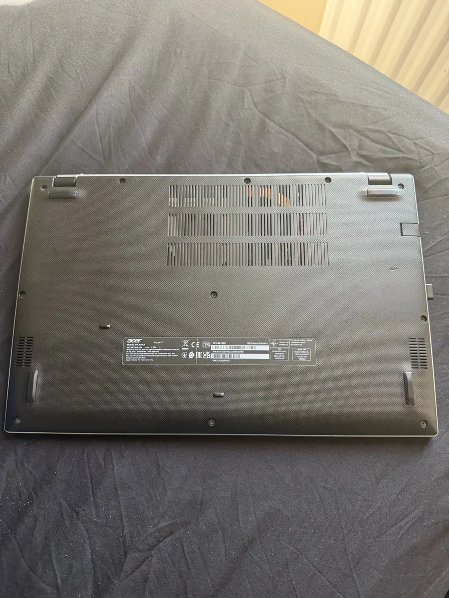 Acer Aspire 3 Laptop Intel i7 - Image 2