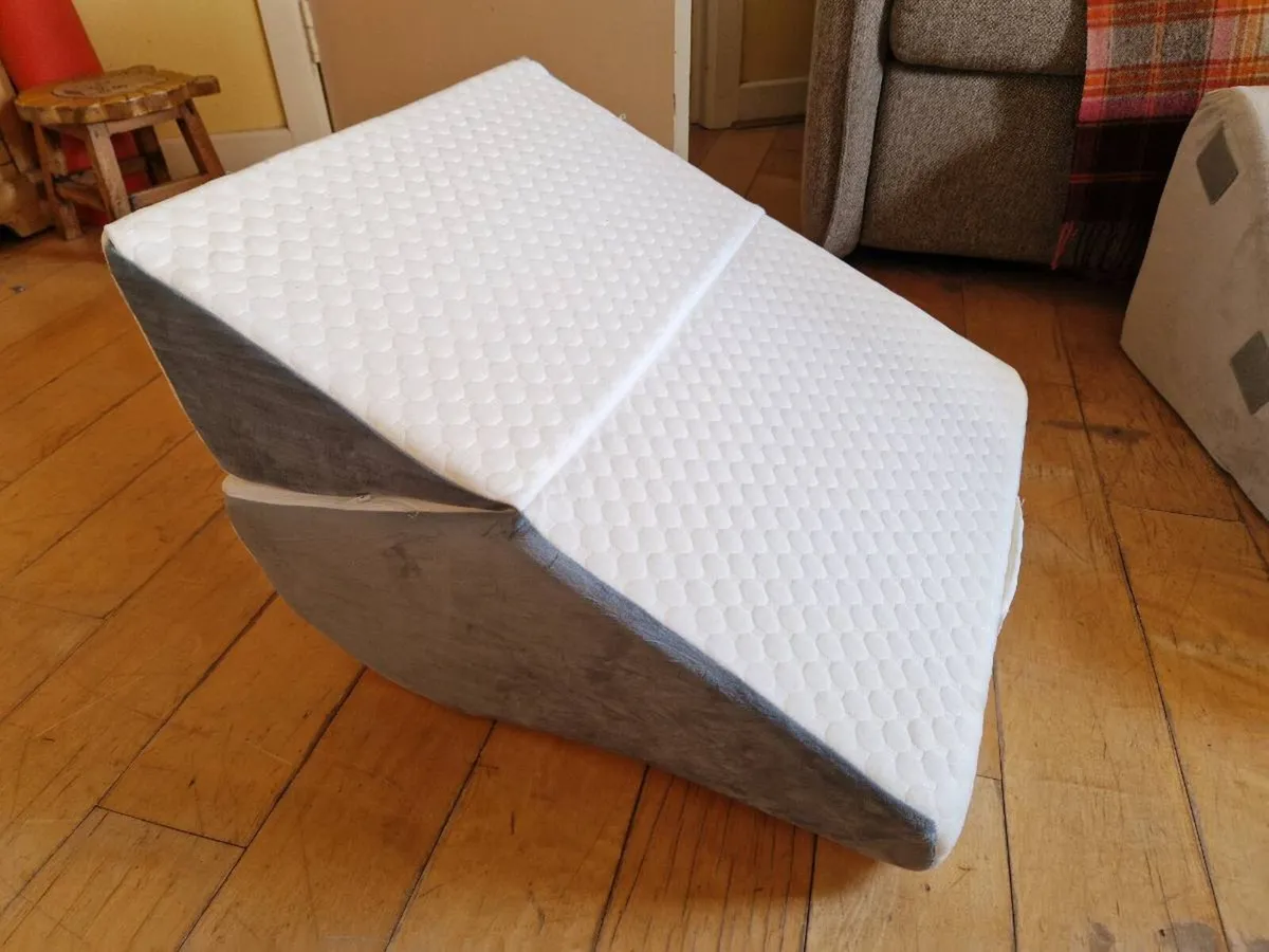 Orthopedic support cushions - Image 3