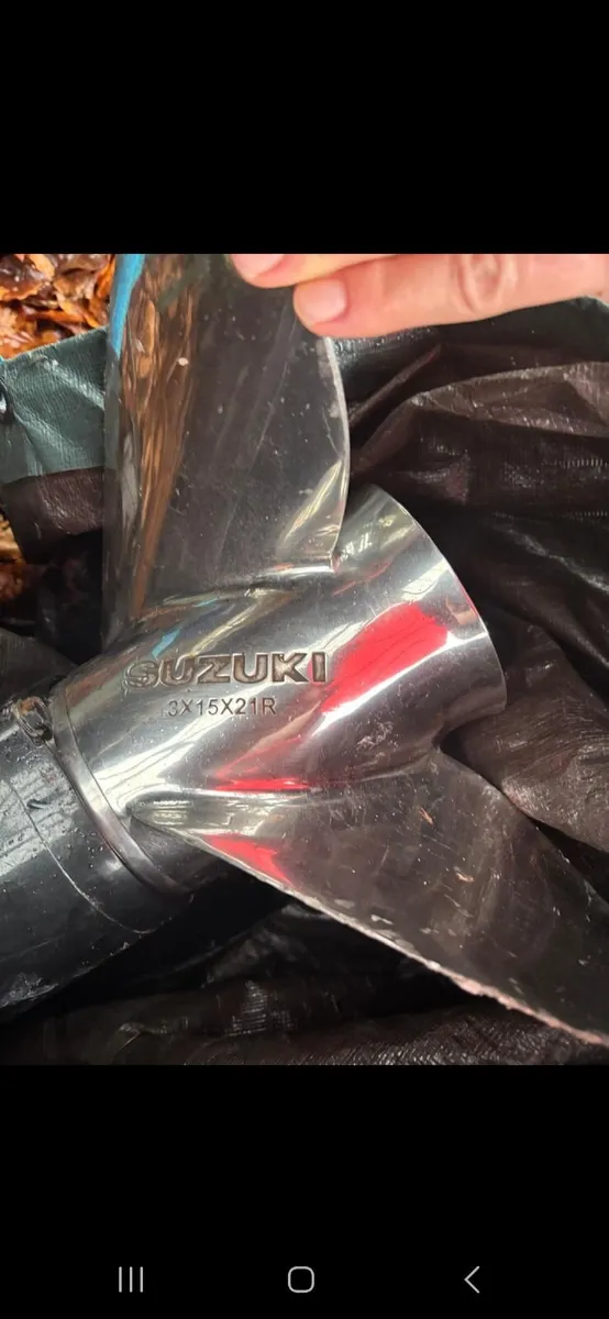 Suzuki outboard 150 four stroke engine - Image 4