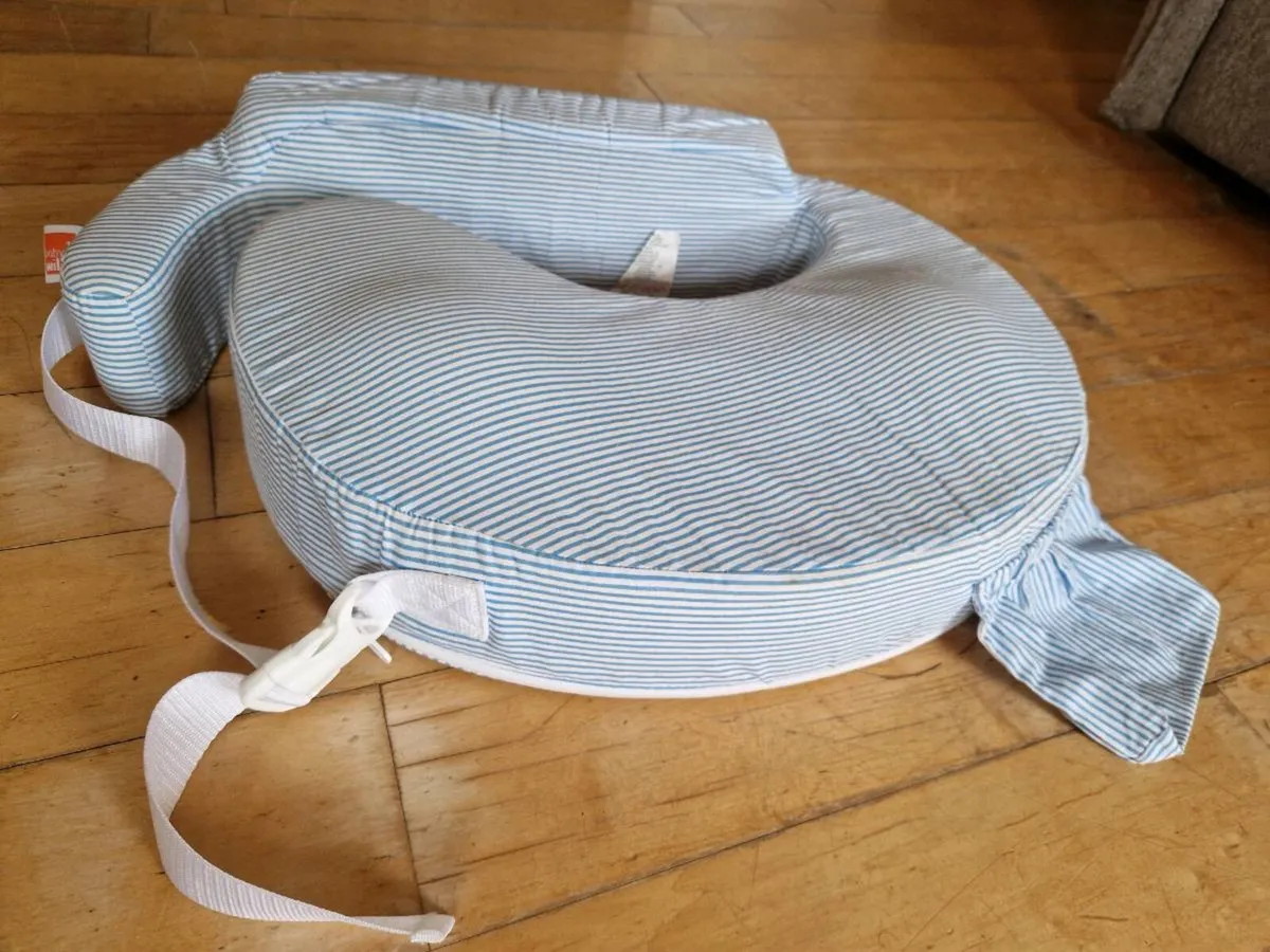 Breastfeeding pillow - Image 2