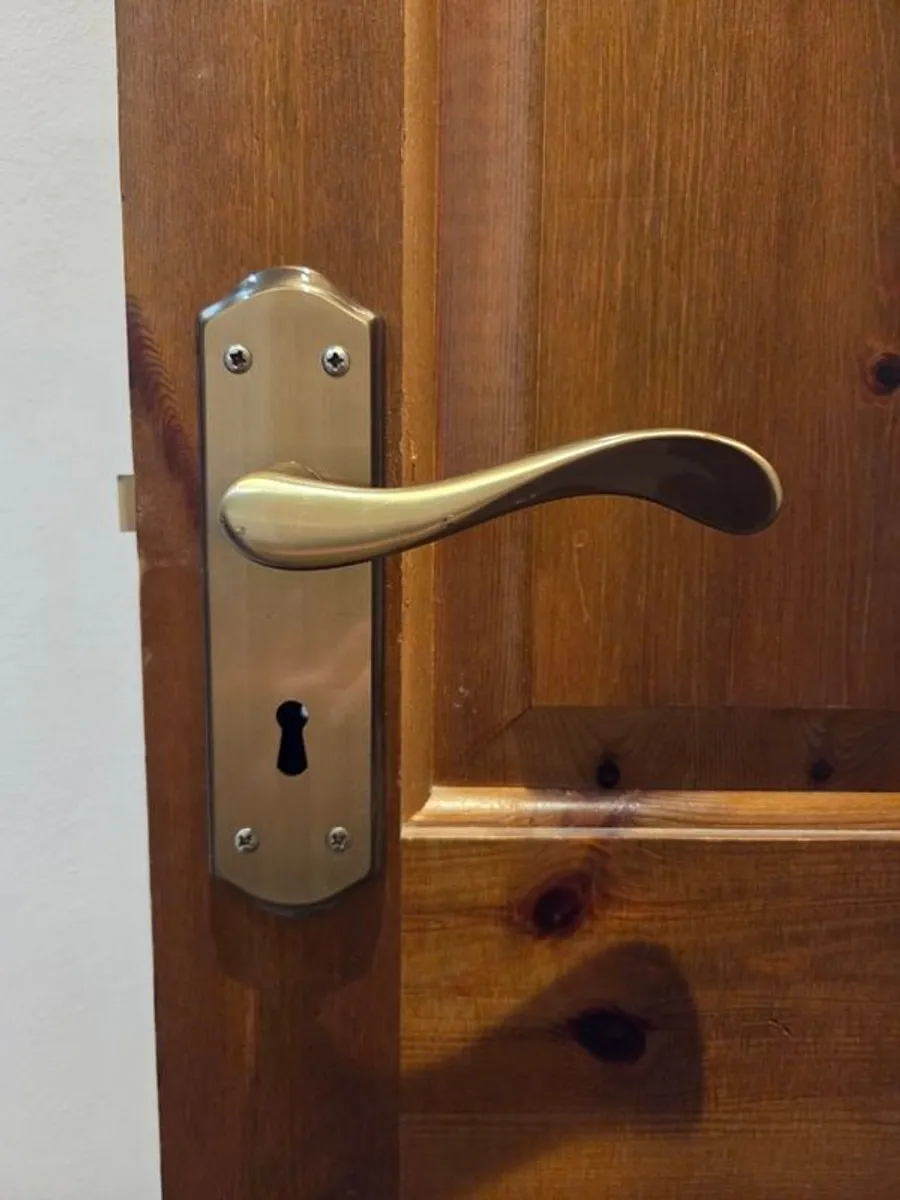 Six pairs of Mandelli Door Handles - Image 4