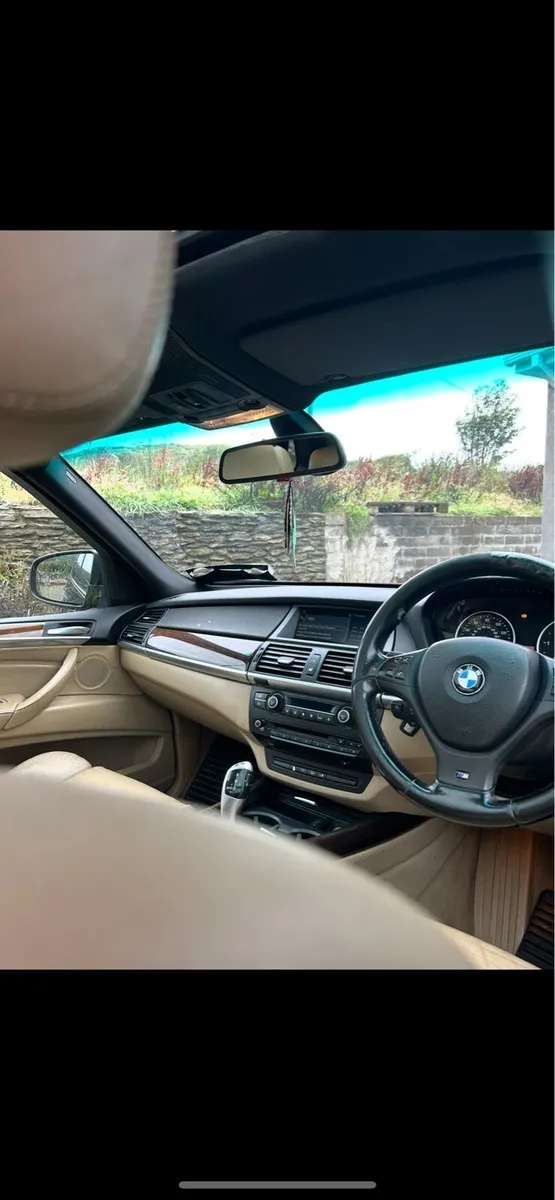 2 x5 commercial jeeps - Image 4