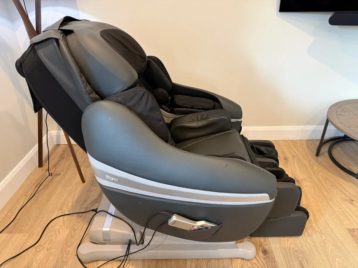 Inada Massage chair - Image 1