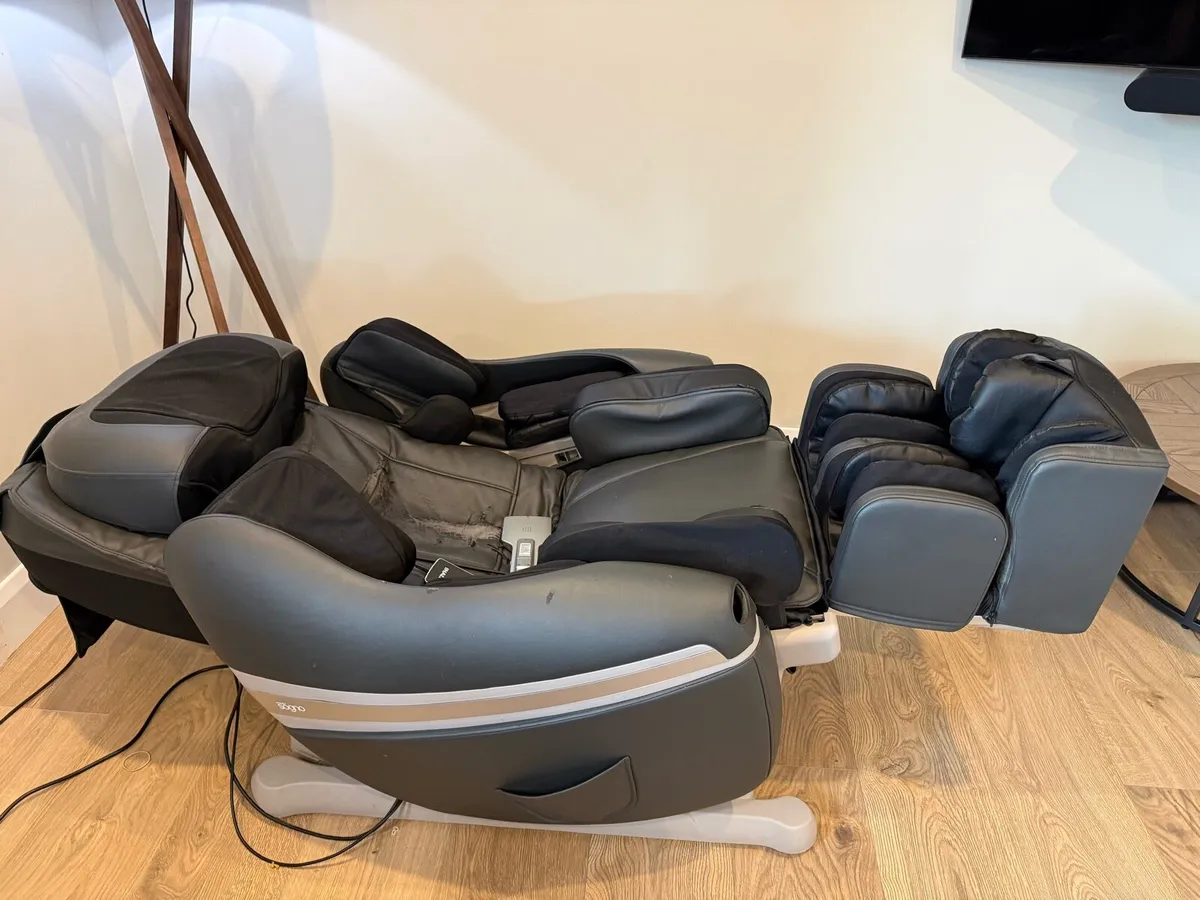Inada Massage chair - Image 2
