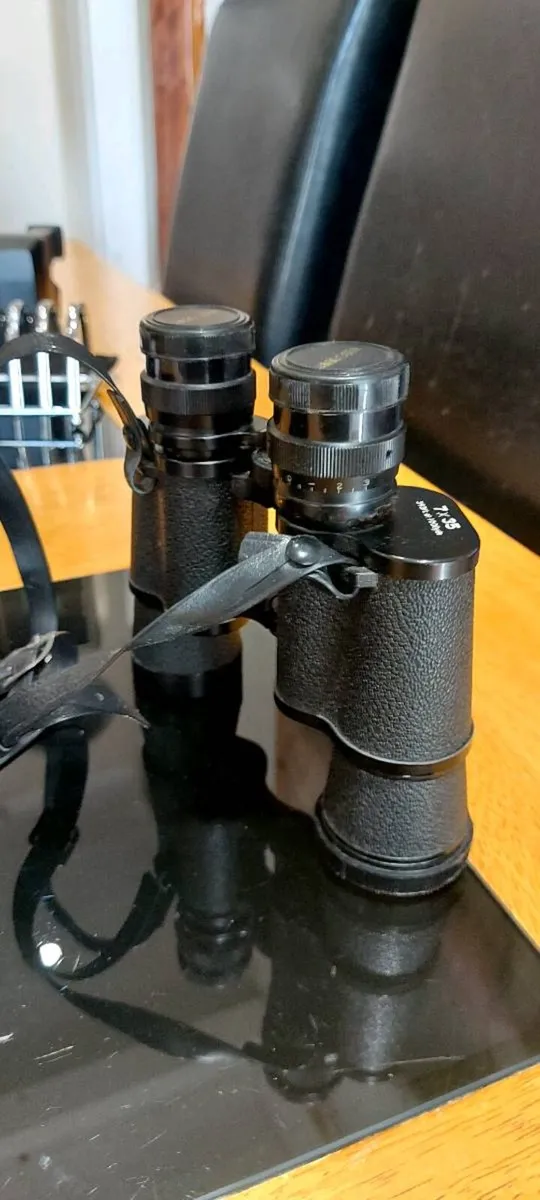 Vintage  Viscount  Binoculars - Image 4