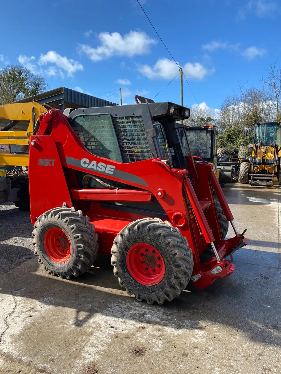 Case 85 XT Skidsteer Loader - Image 2