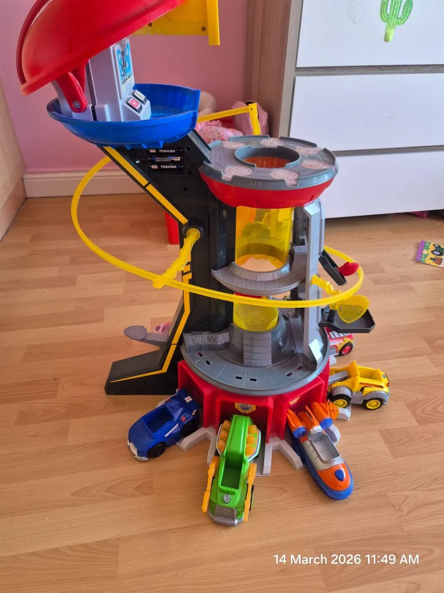Paw Patrol Tower and cars - Image 3