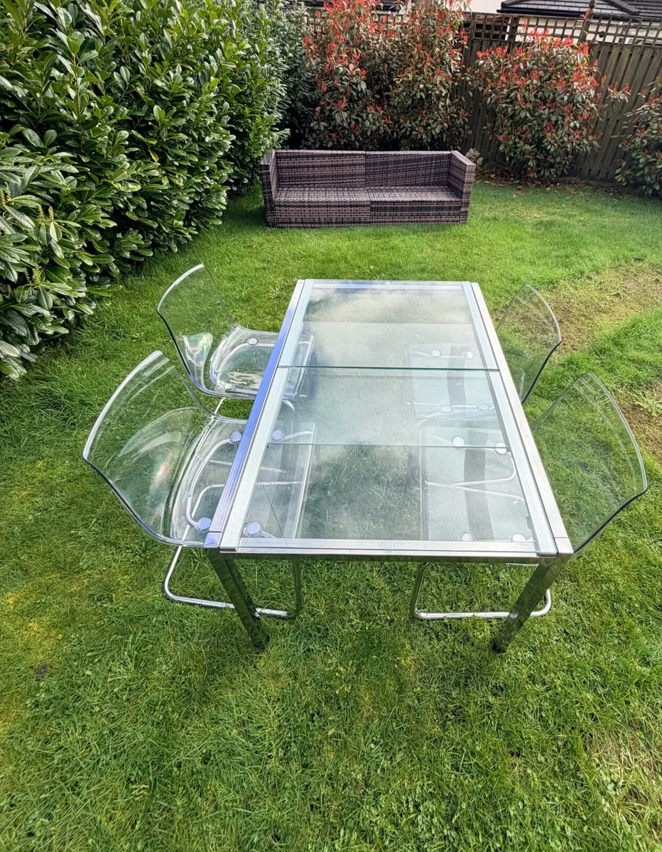 Dining table with the chairs. Cushions for free - Image 3