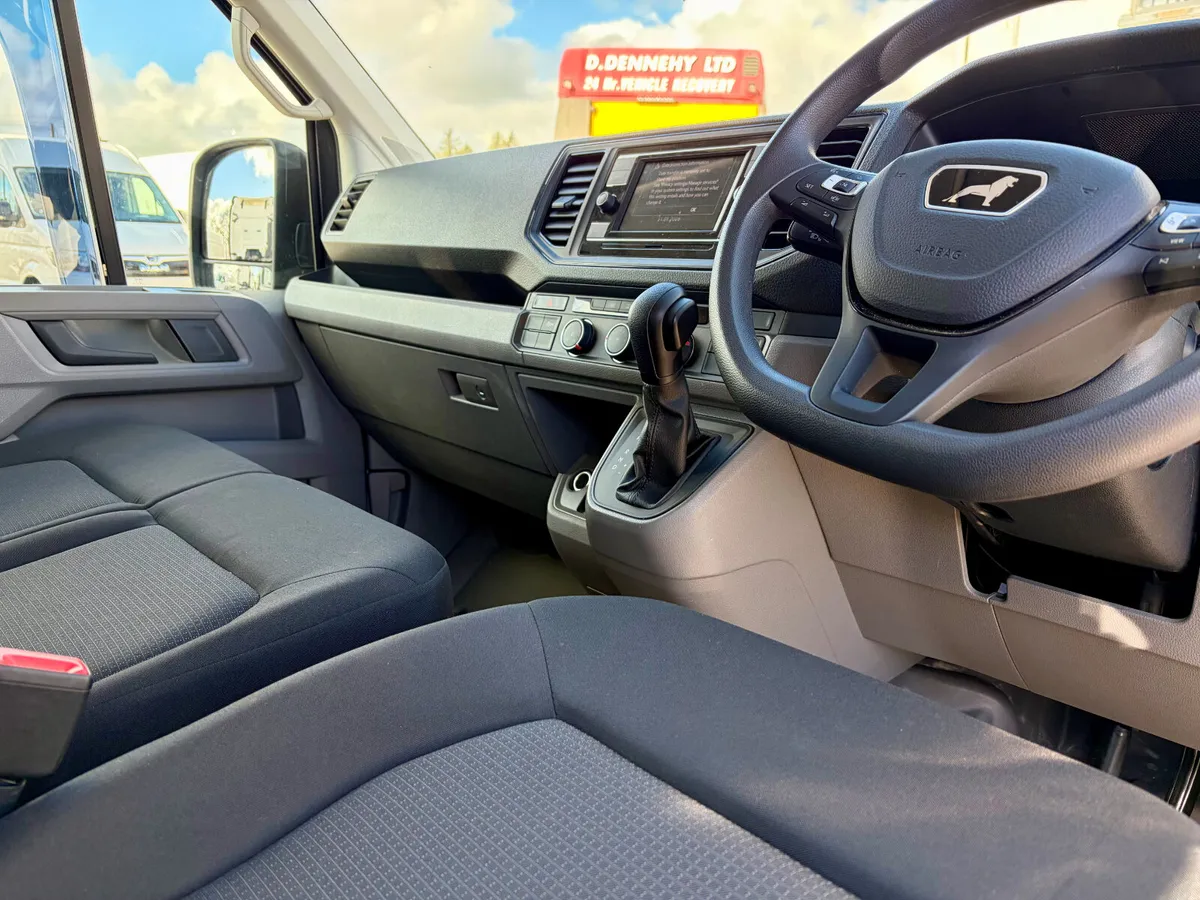 MAN TGE 3.180 5 Berth Camper - Image 4