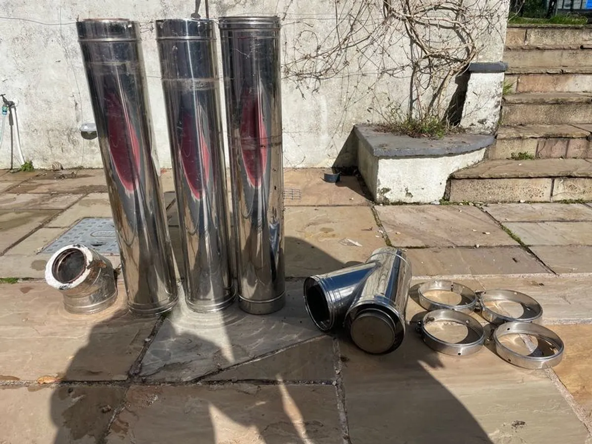 5 inch Insulated Flue Pipe Set. Excellent Condition - Image 2