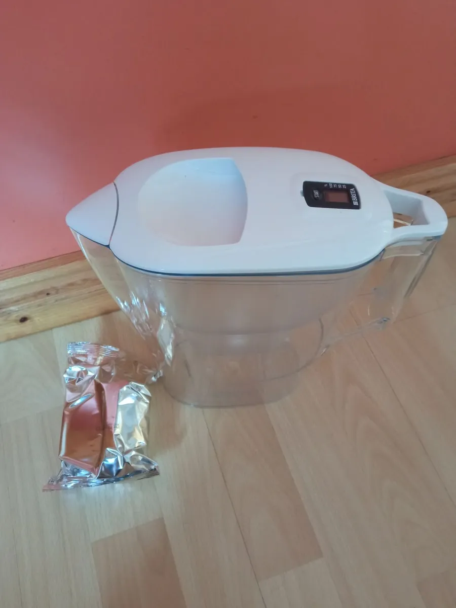 Brita Water Filter Jug - Image 2