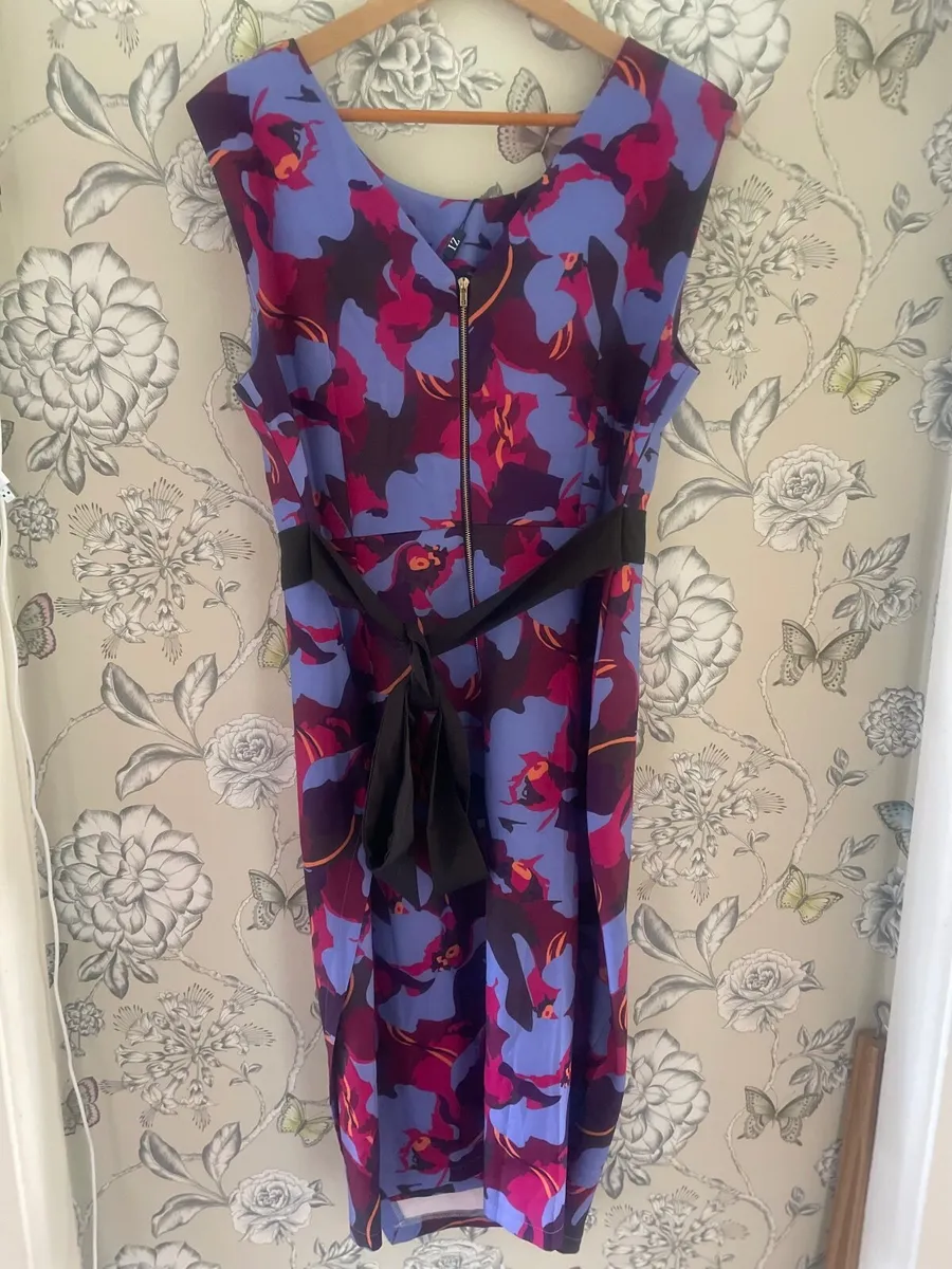 New dress 16 - Image 3