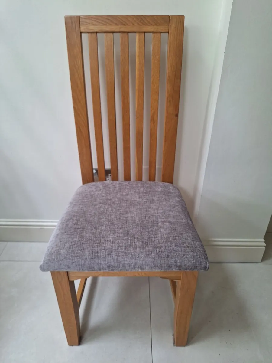 Table and 6 chairs - Image 3