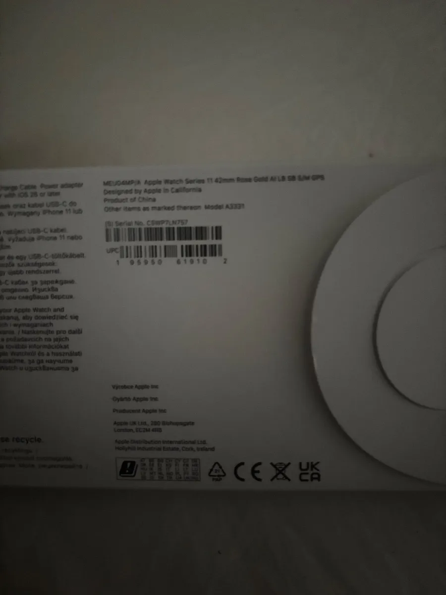 Unopened Apple Watch Series 11 42mm Rose Gold - Image 3
