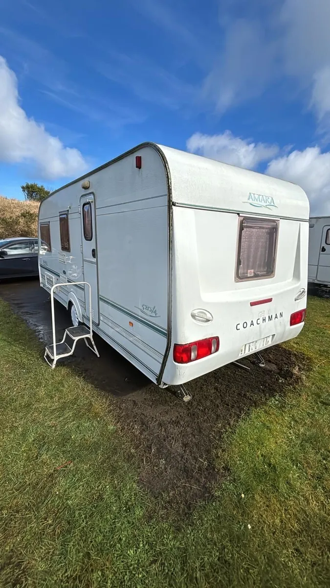 MINT Coachman 4 Berth + Awning Caravan - Image 3