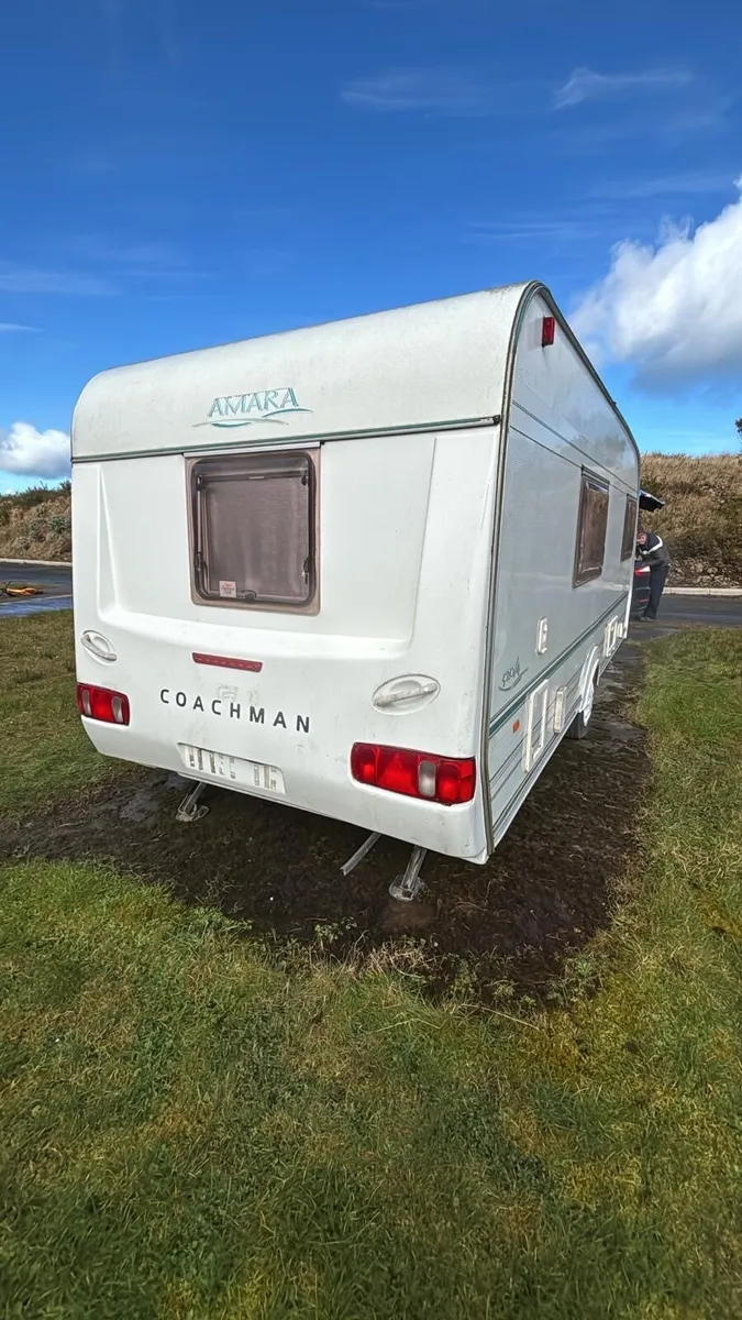 MINT Coachman 4 Berth + Awning Caravan - Image 4