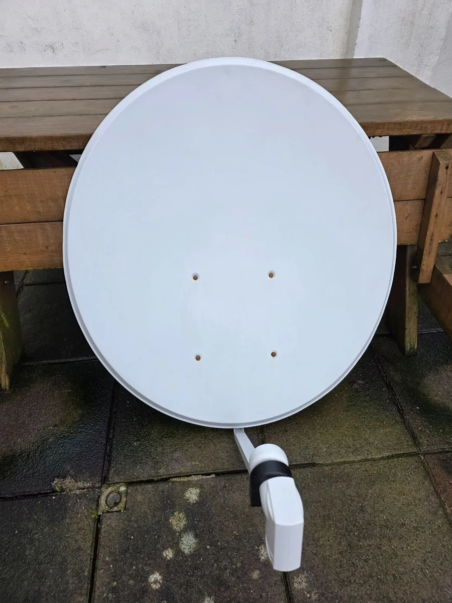 100 cm Satellite Dish-Bargain !!! - Image 1