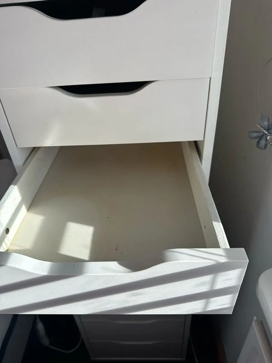 tallboy/chest - Image 3