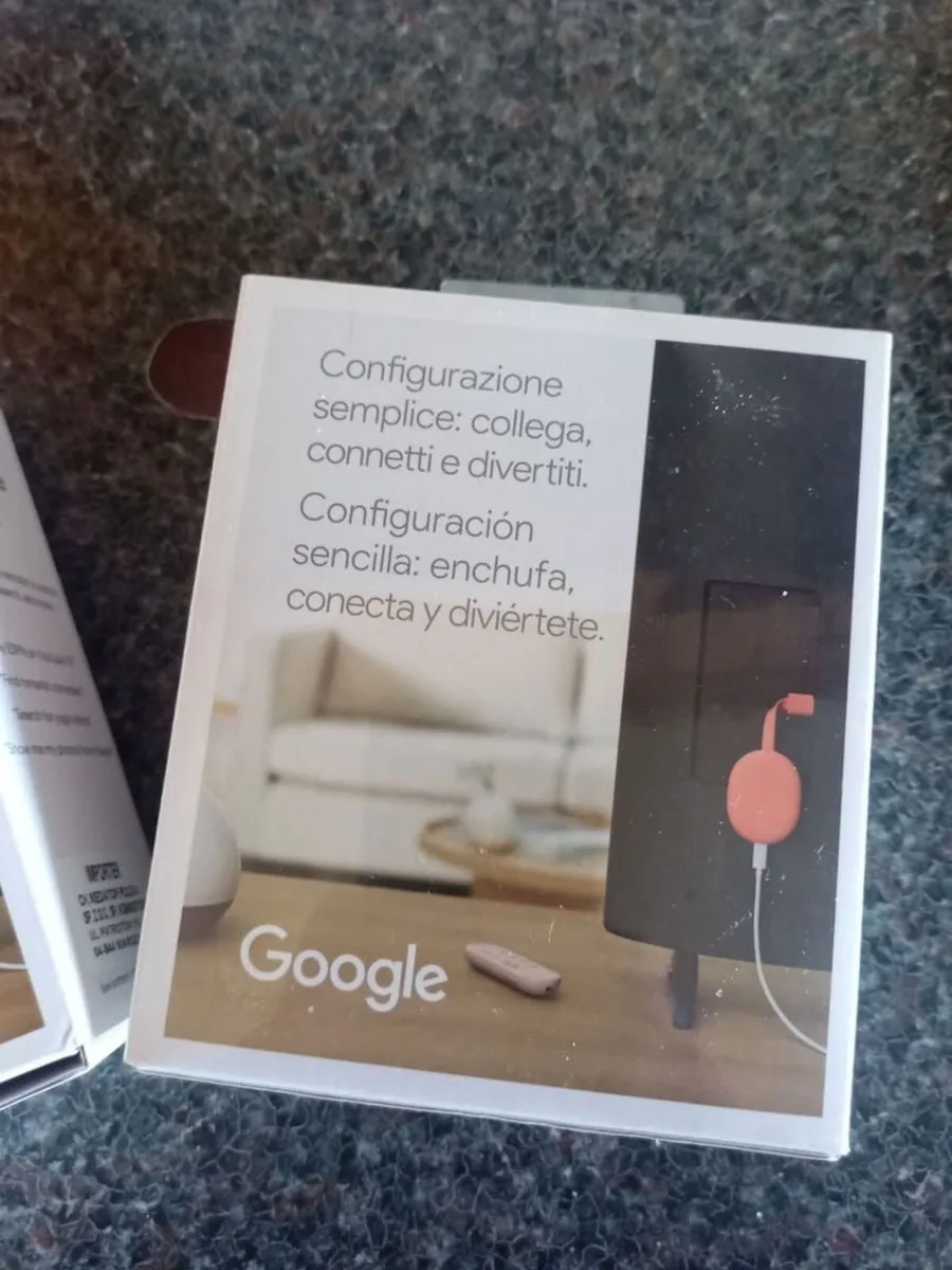Google Chromecast with Google TV (PINK) - 4K - Image 2