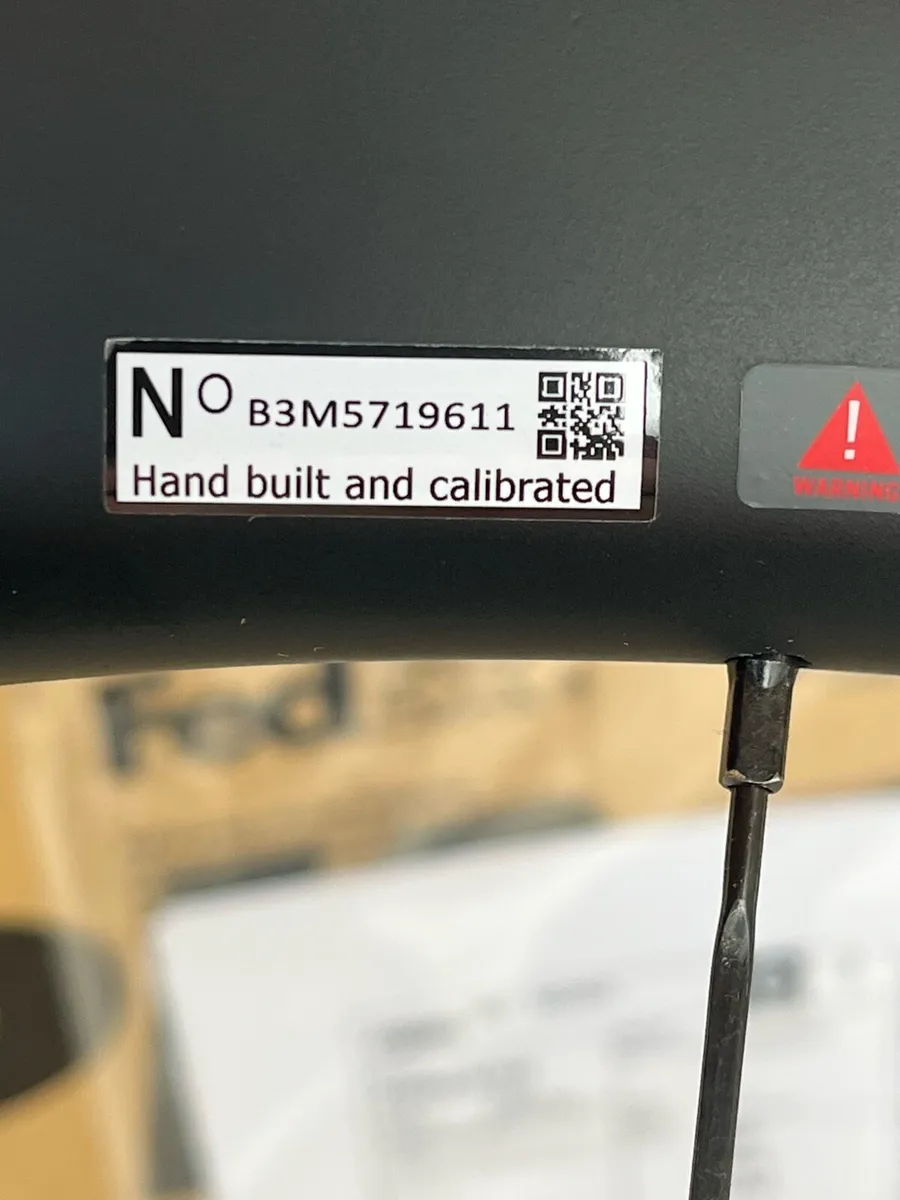 Pinarello Most Ultrafast 45 carbon wheels - Image 4