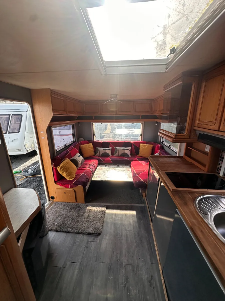 ✨BARGAIN HOBBY PRESTIGE 6 BERTH✨ - Image 3