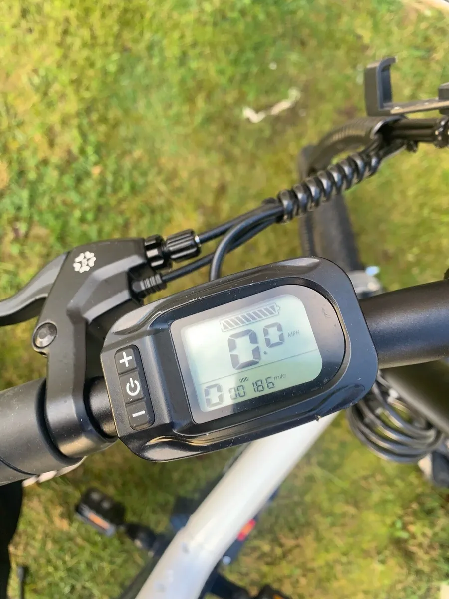 kruz electric bike brand new condition 180 miles - Image 3