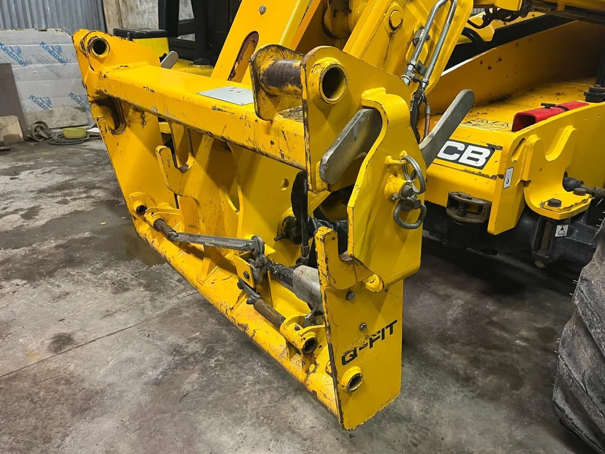 Jcb Q fit Hitch - Image 3