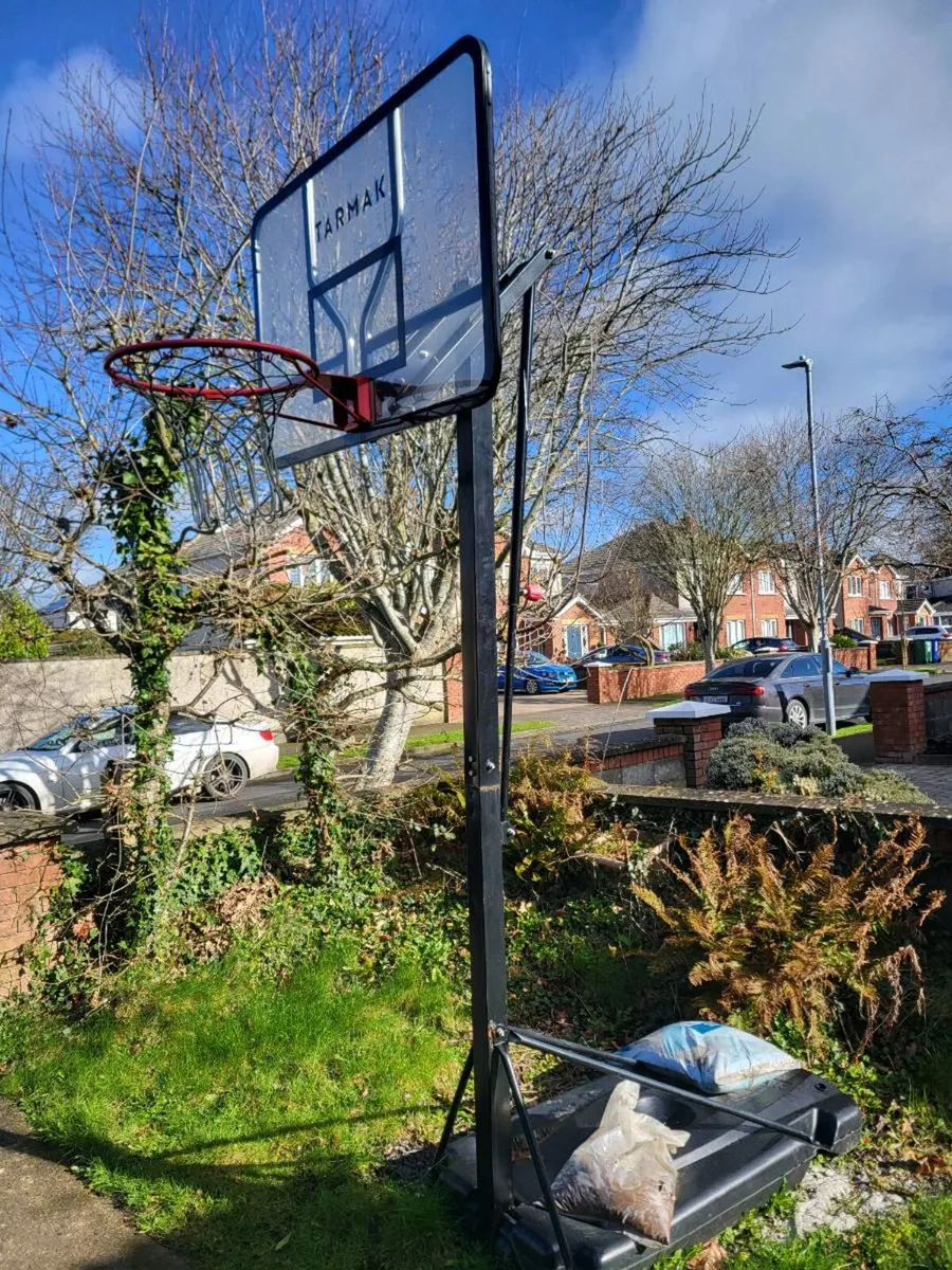 TARMAK

Portable Basketball Hoop - Image 2