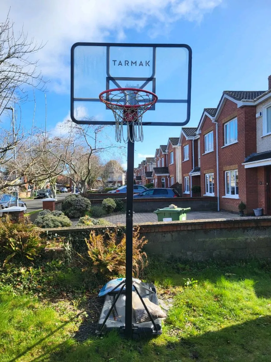 TARMAK

Portable Basketball Hoop - Image 3