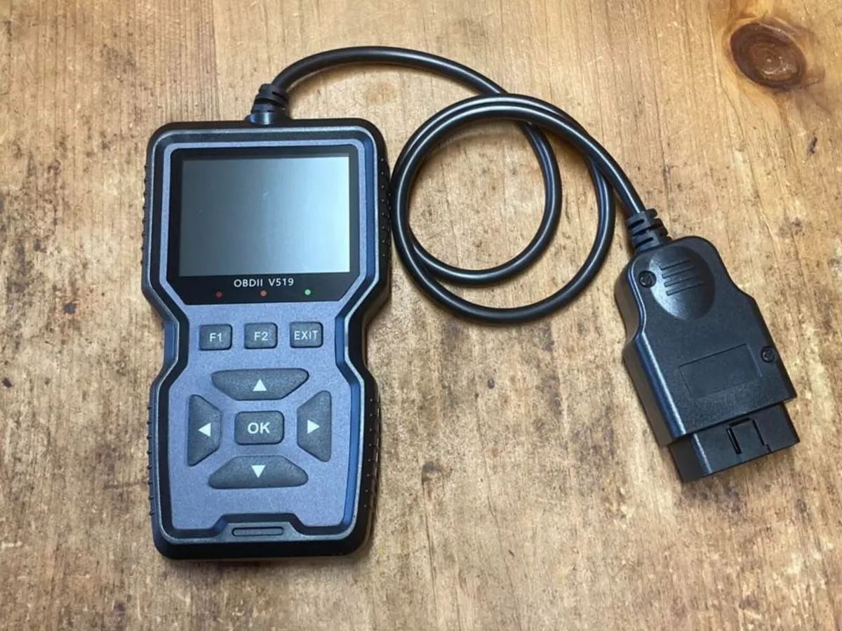 OBD2 V519 Car Diagnostic Scanner – Brand New - Image 1
