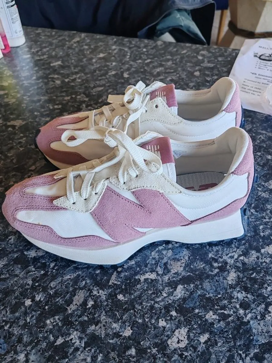 New balance trainers - Image 1