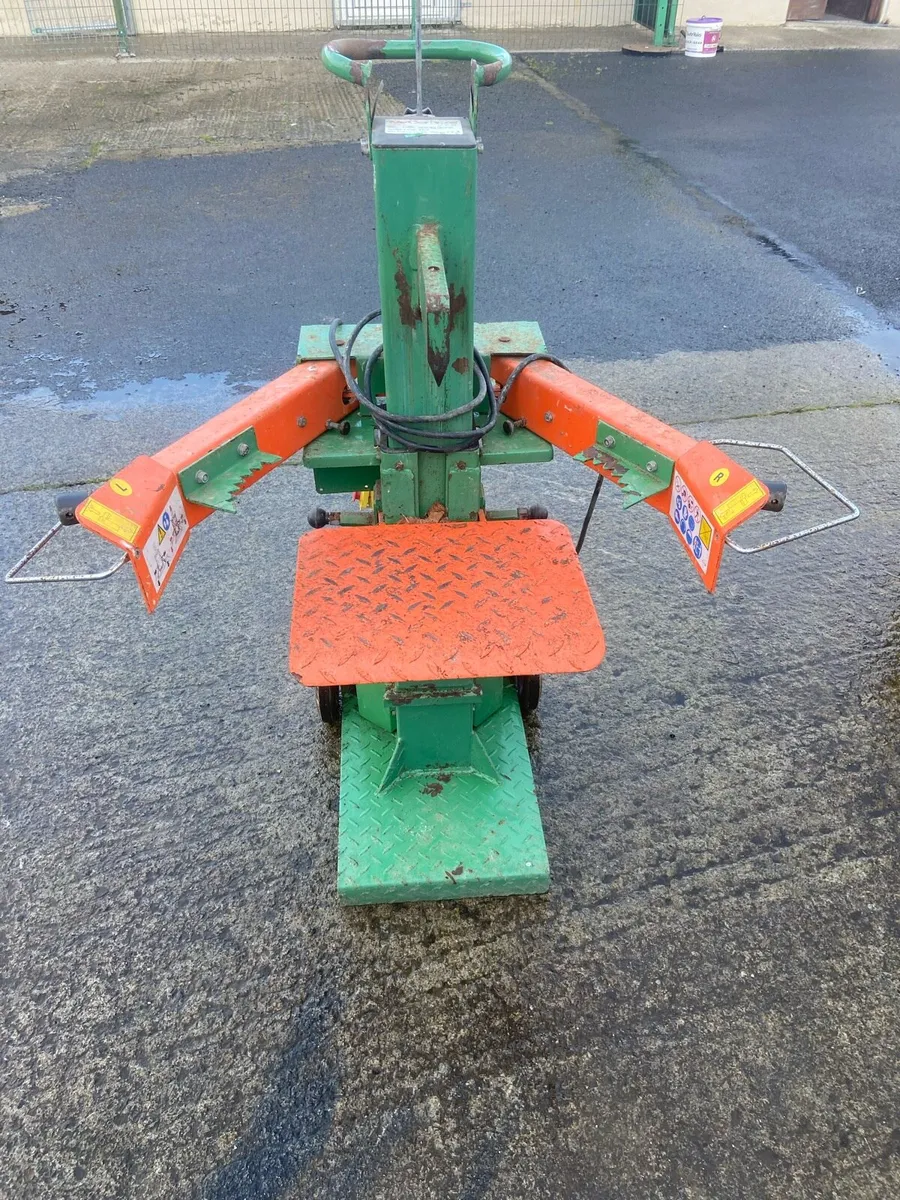 Log splitter - Image 2