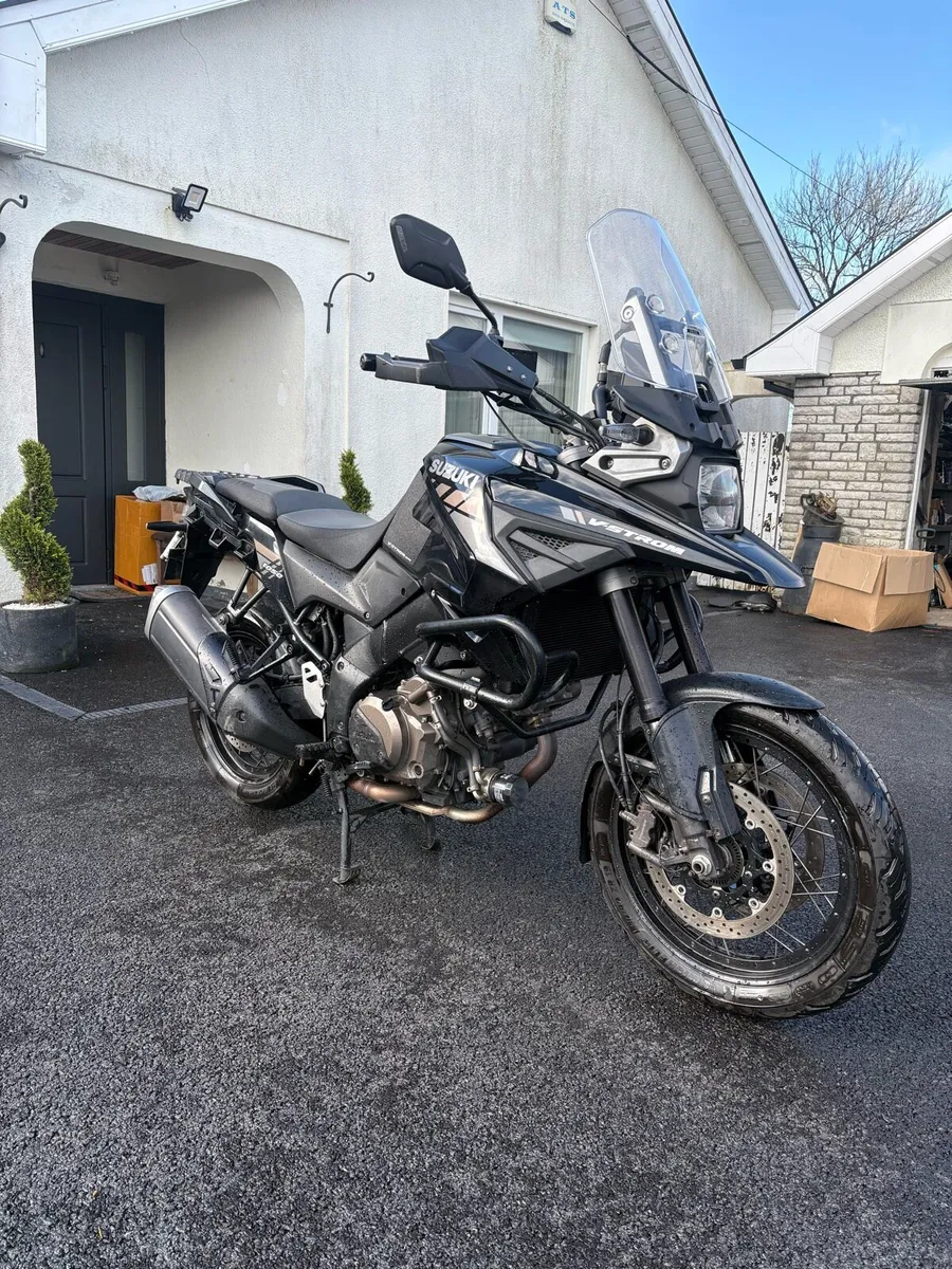 Suzuki dl1050 v strom 2021 - Image 1