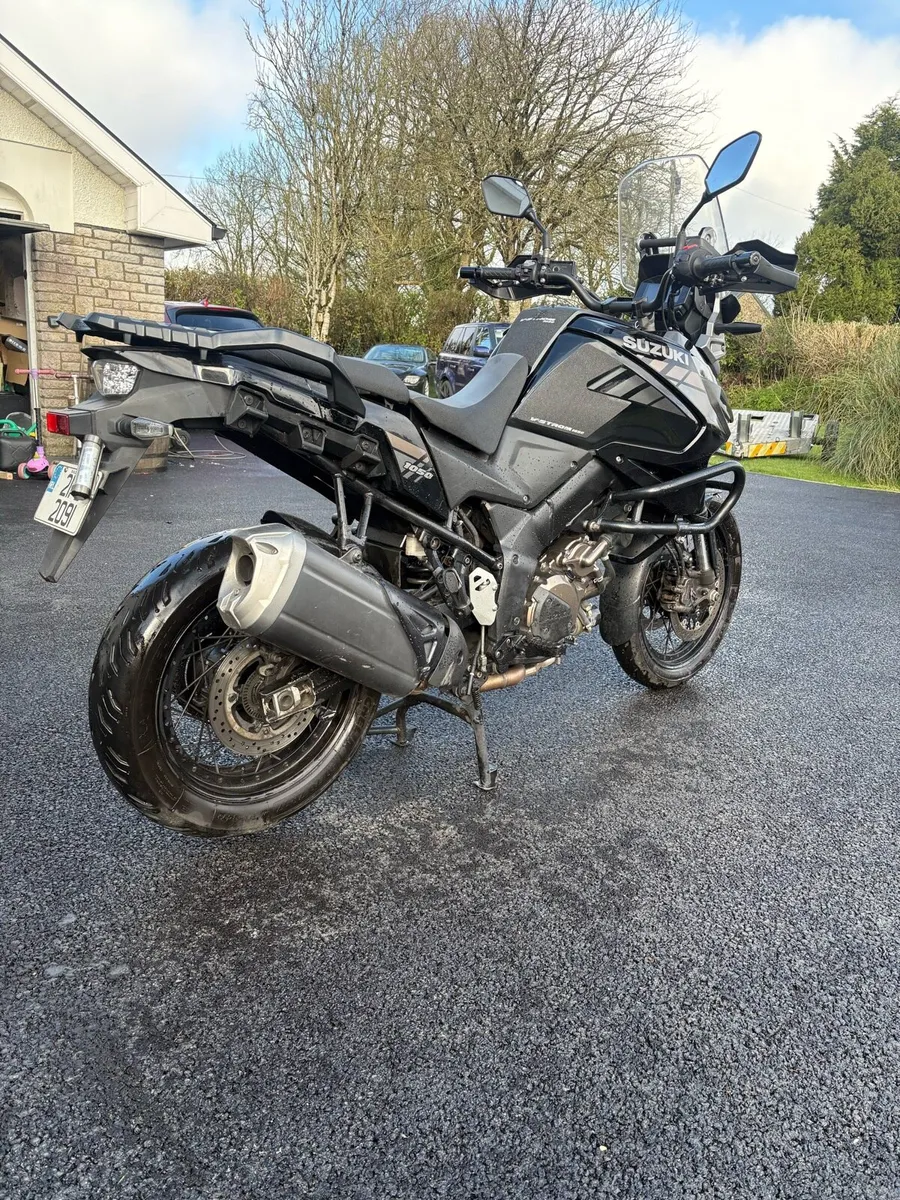 Suzuki dl1050 v strom 2021 - Image 4