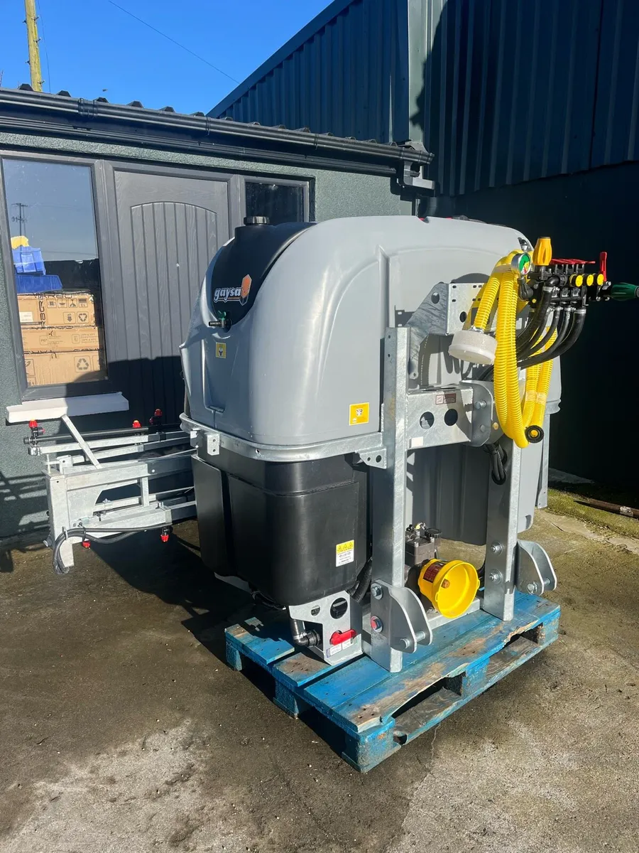 Gaysa 800 litre sprayer - Image 1