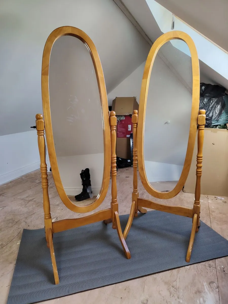 Standing mirrors - Image 1