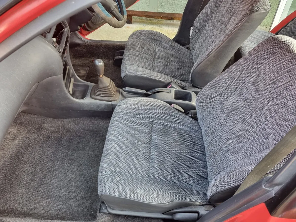 94 Corolla for sale - Image 4