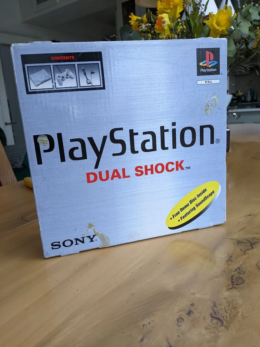 Sony vintage playstation - Image 2