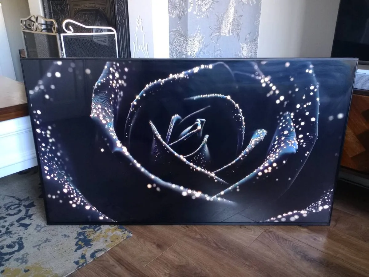 Samsung 50" 4K UHD SMART TV UE50DU7100 - Image 2