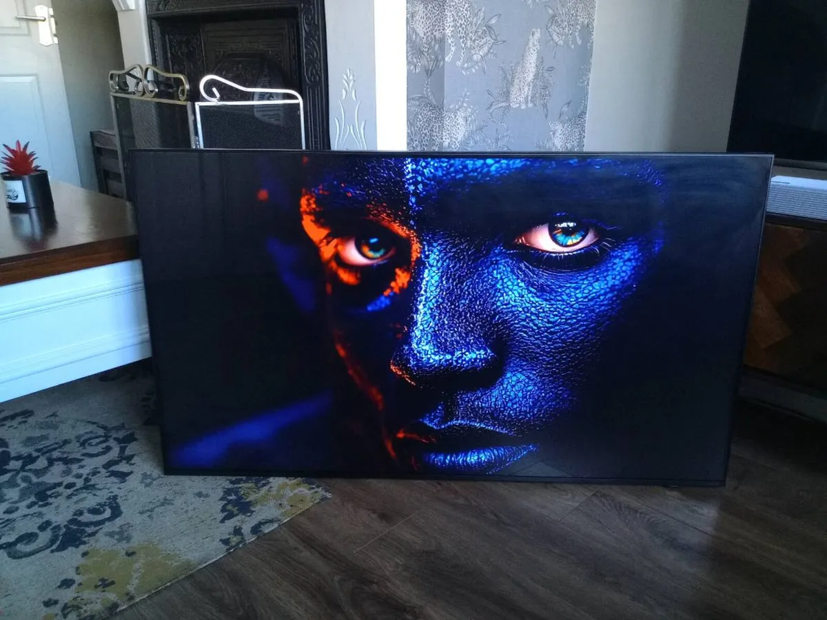Samsung 50" 4K UHD SMART TV UE50DU7100 - Image 3