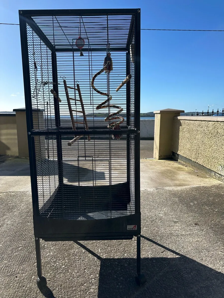 Large Bird Cage - Image 1