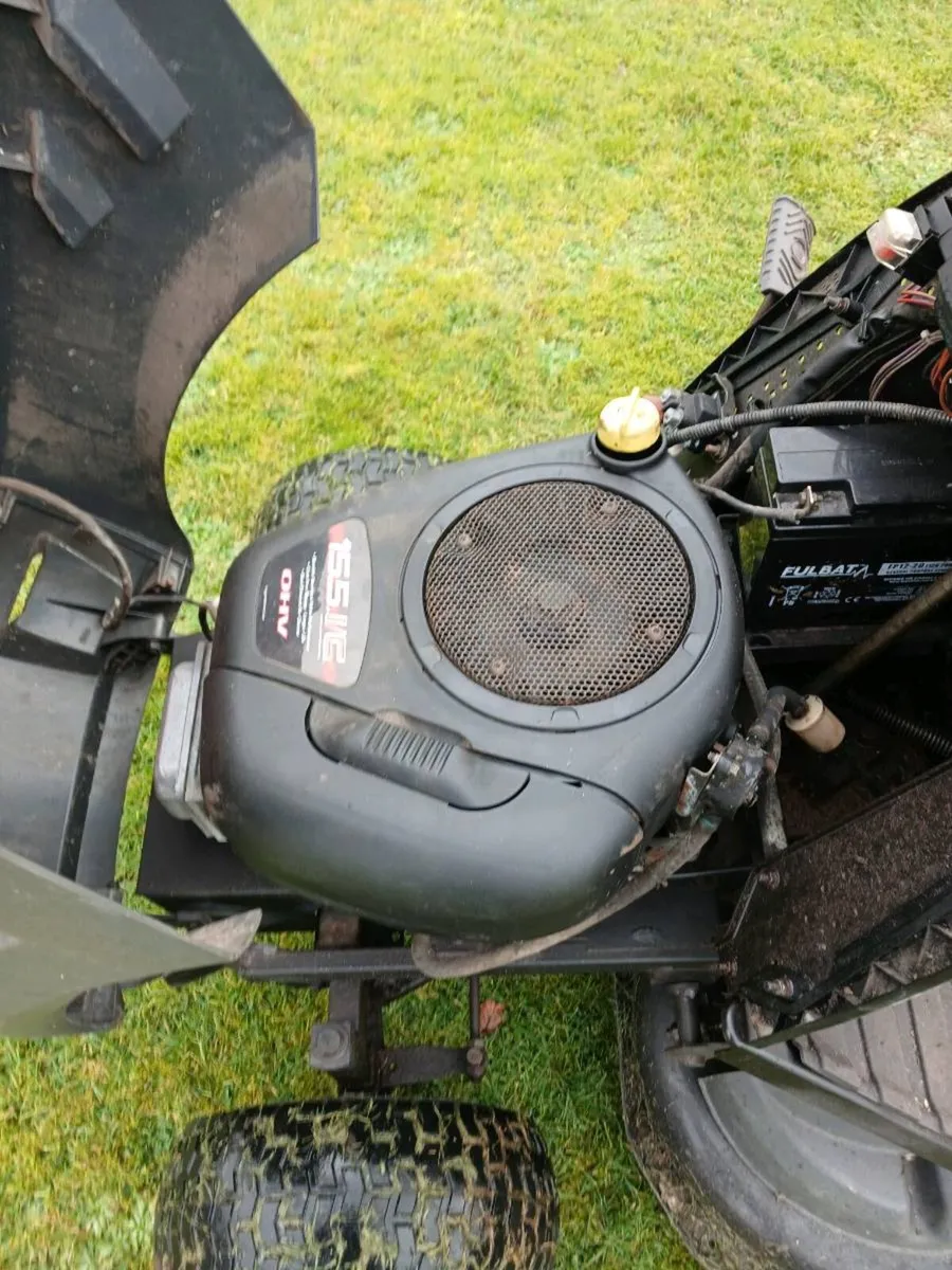 Castlegarden hydrostatic Briggs engine - Image 4