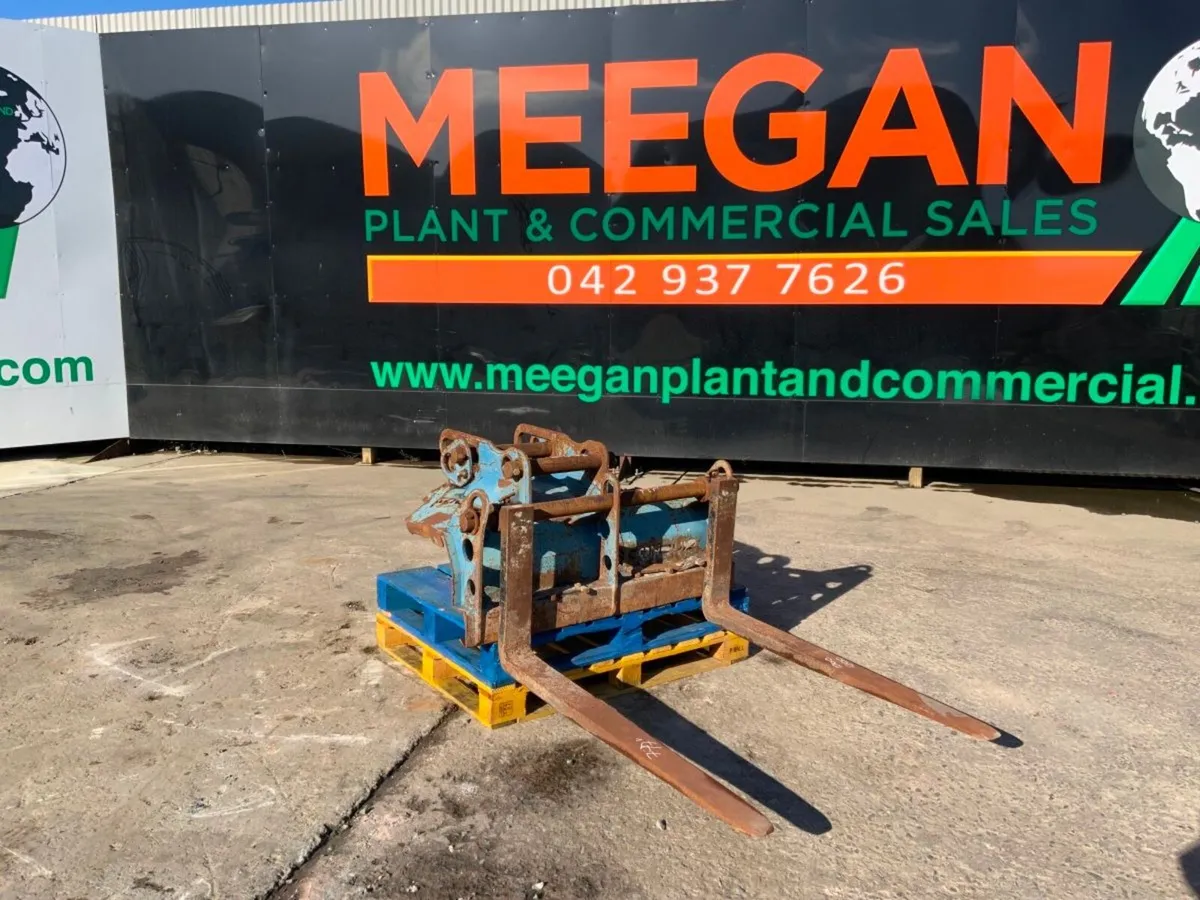 CONQUIP PALLET FORKS......65/80mm PINS.......797v. - Image 1